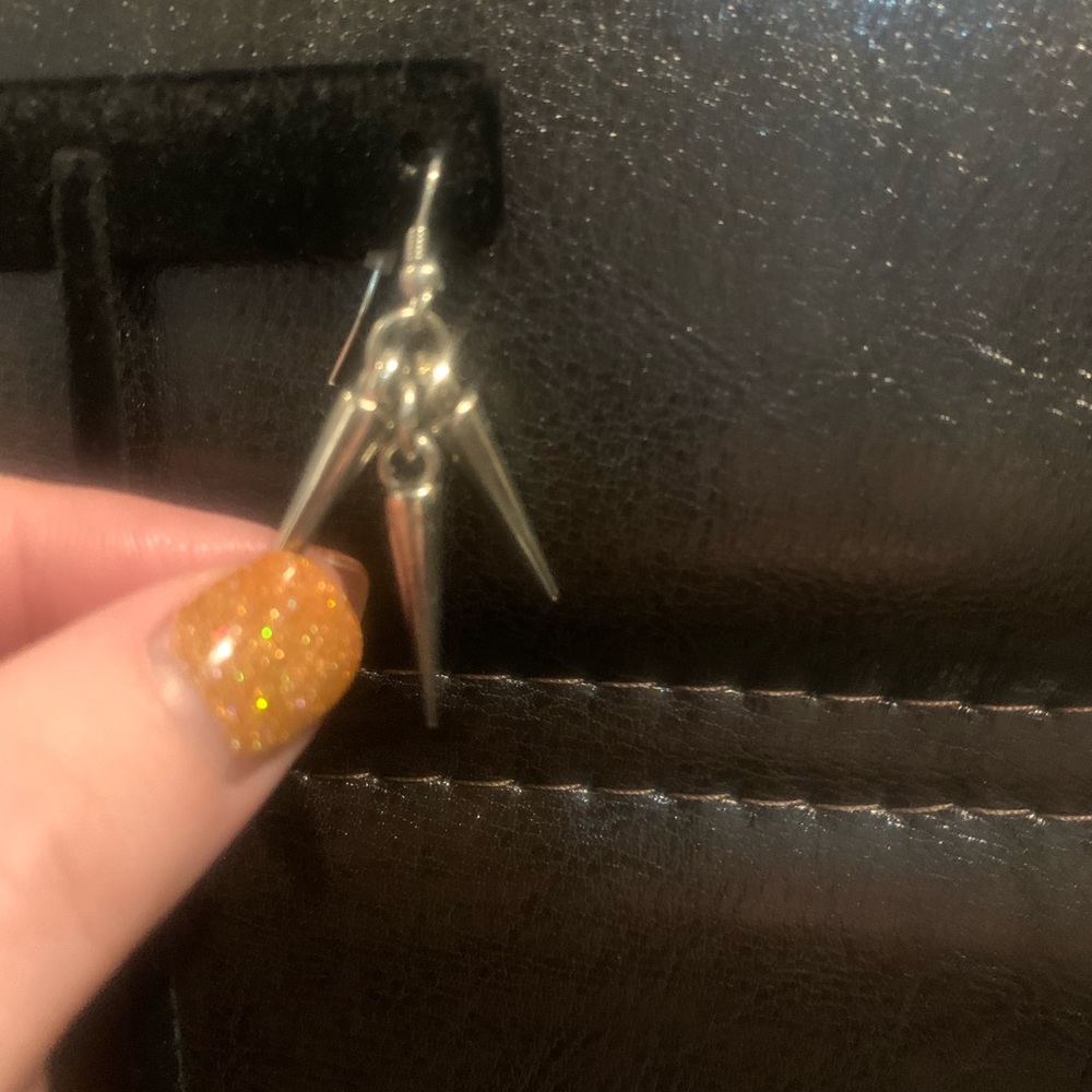 Dangle Earrings - Picture 3 of 3